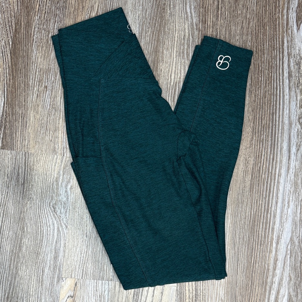 Bombshell Sportswear Contour XS Green Leggings
